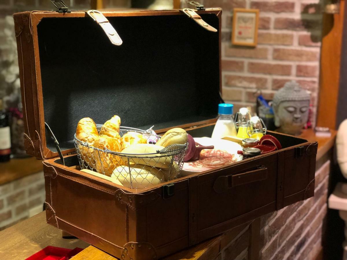 Au Chalet D'Isa Havelange Exteriör bild